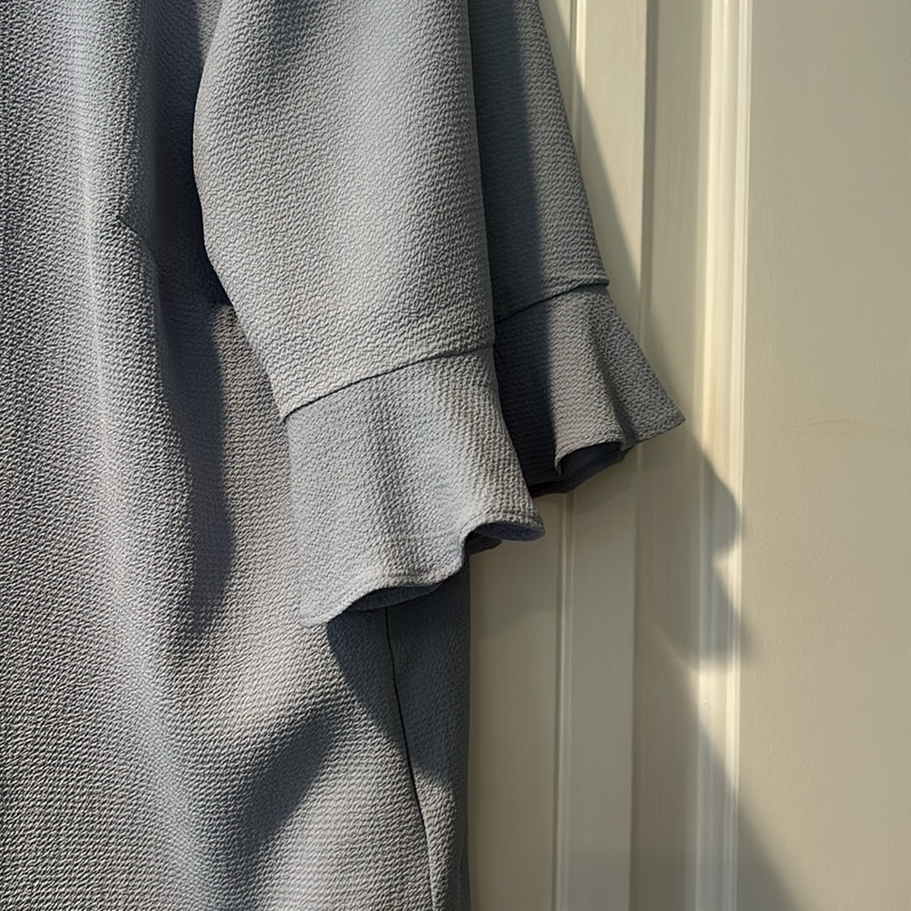 CeCe Ruffle Sleeve Blouse - Picture 4 of 7